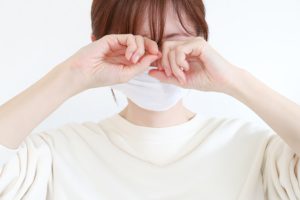 こする
