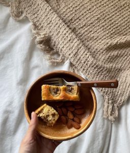 バナナでヘルシーケーキを作りました✨️