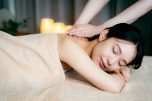 エステ　女性