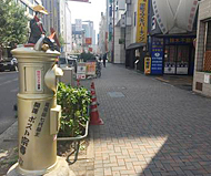 金のポスト